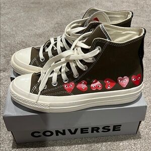 Converse Brown and Pink Sneakers with Classic Design